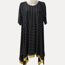 Load image into Gallery viewer, Blk Stripe Tunic